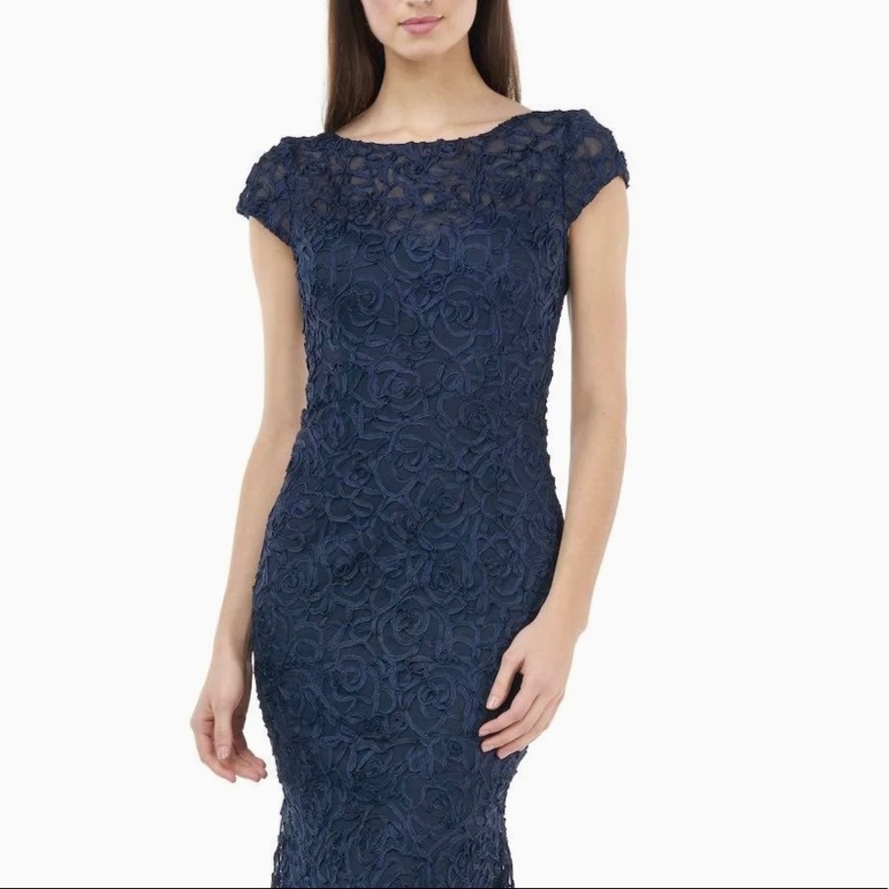 JS COLLECTION  navy formal  dress sz 4. Gorgeous
